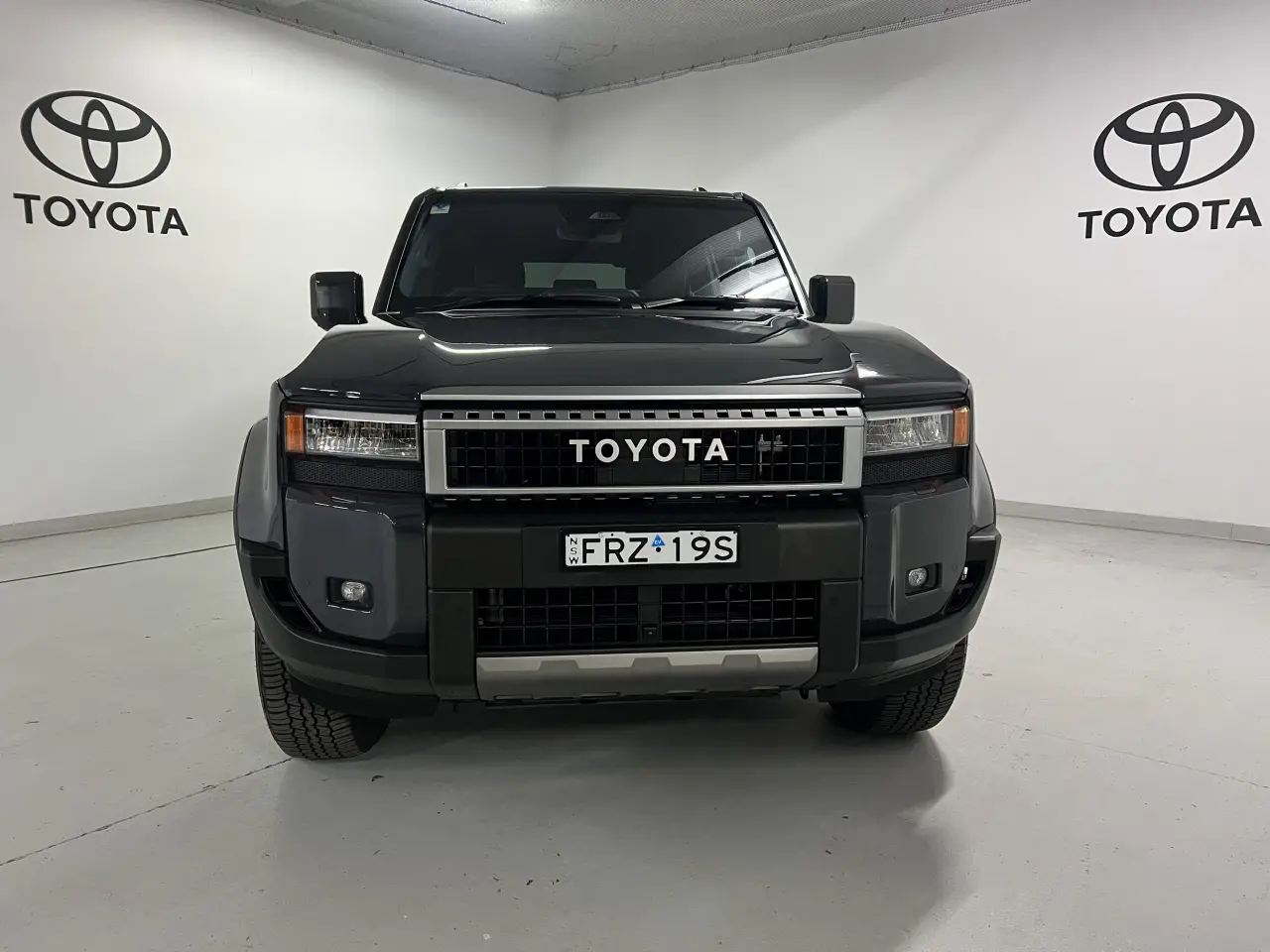 2024 TOYOTA PRADO Gallery Image 2