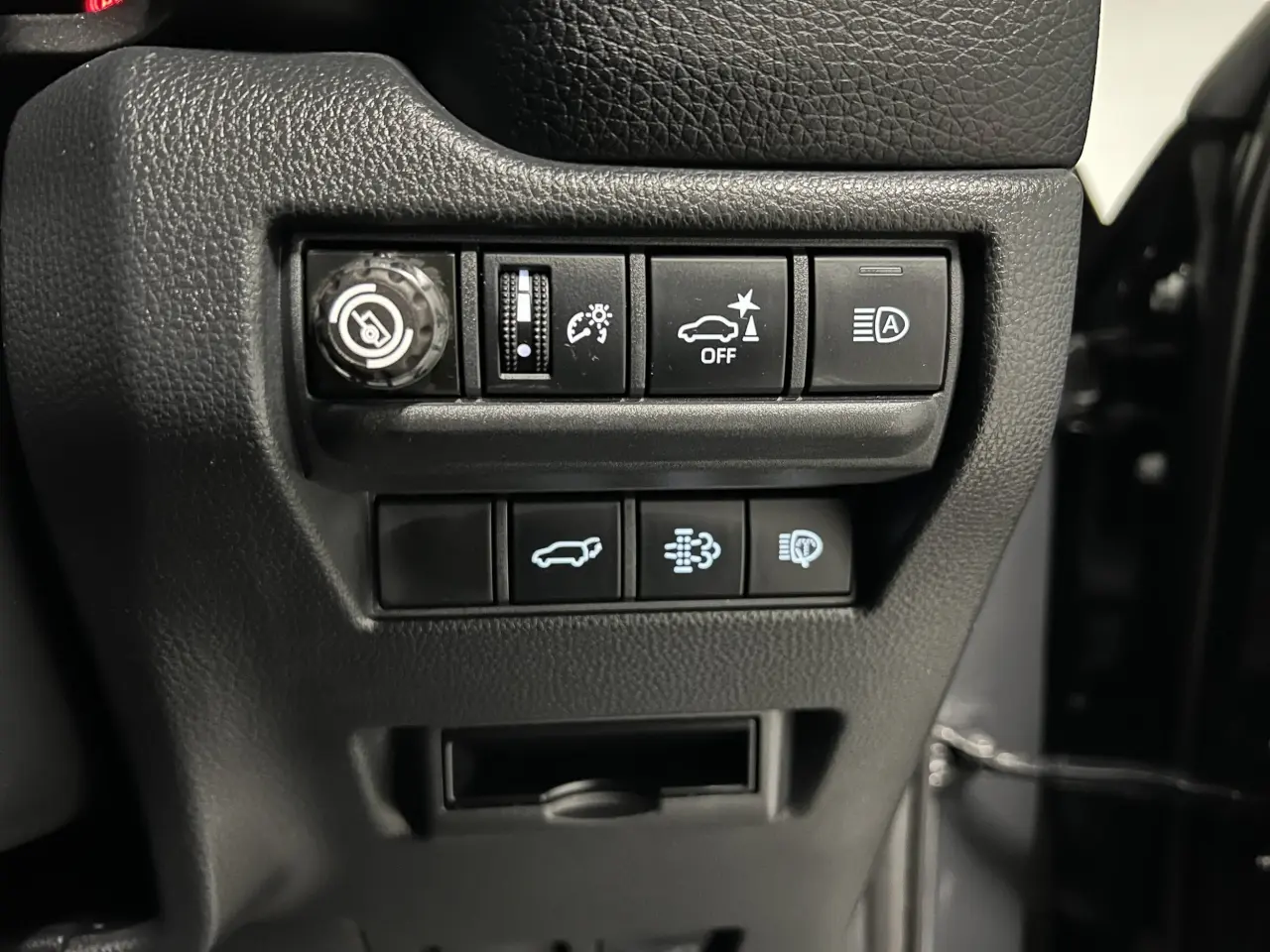 2024 TOYOTA PRADO Gallery Image 22