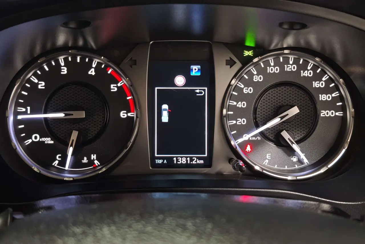 2025 Toyota Hilux Gallery Image 17