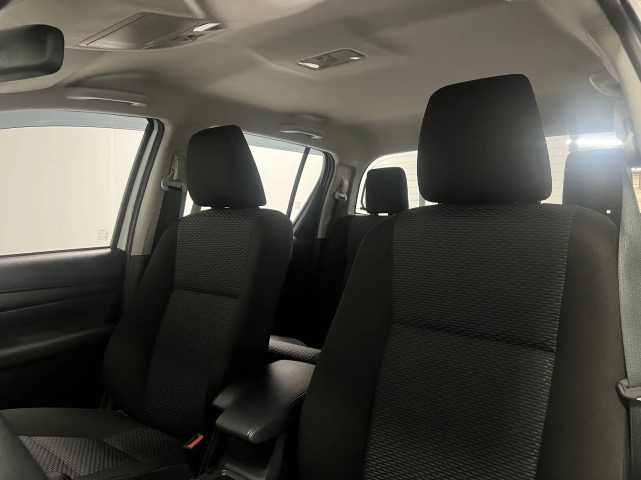 2025 TOYOTA HILUX Gallery Image 16