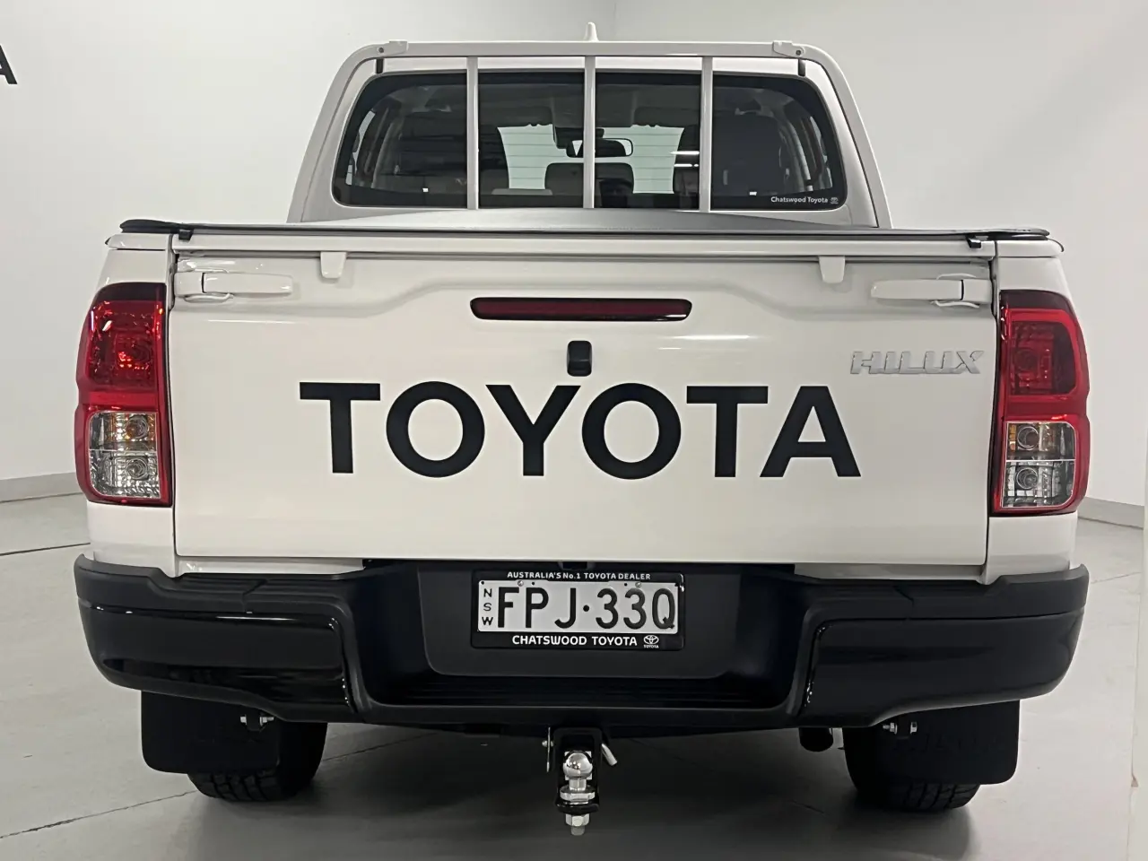 2025 TOYOTA HILUX Gallery Image 7