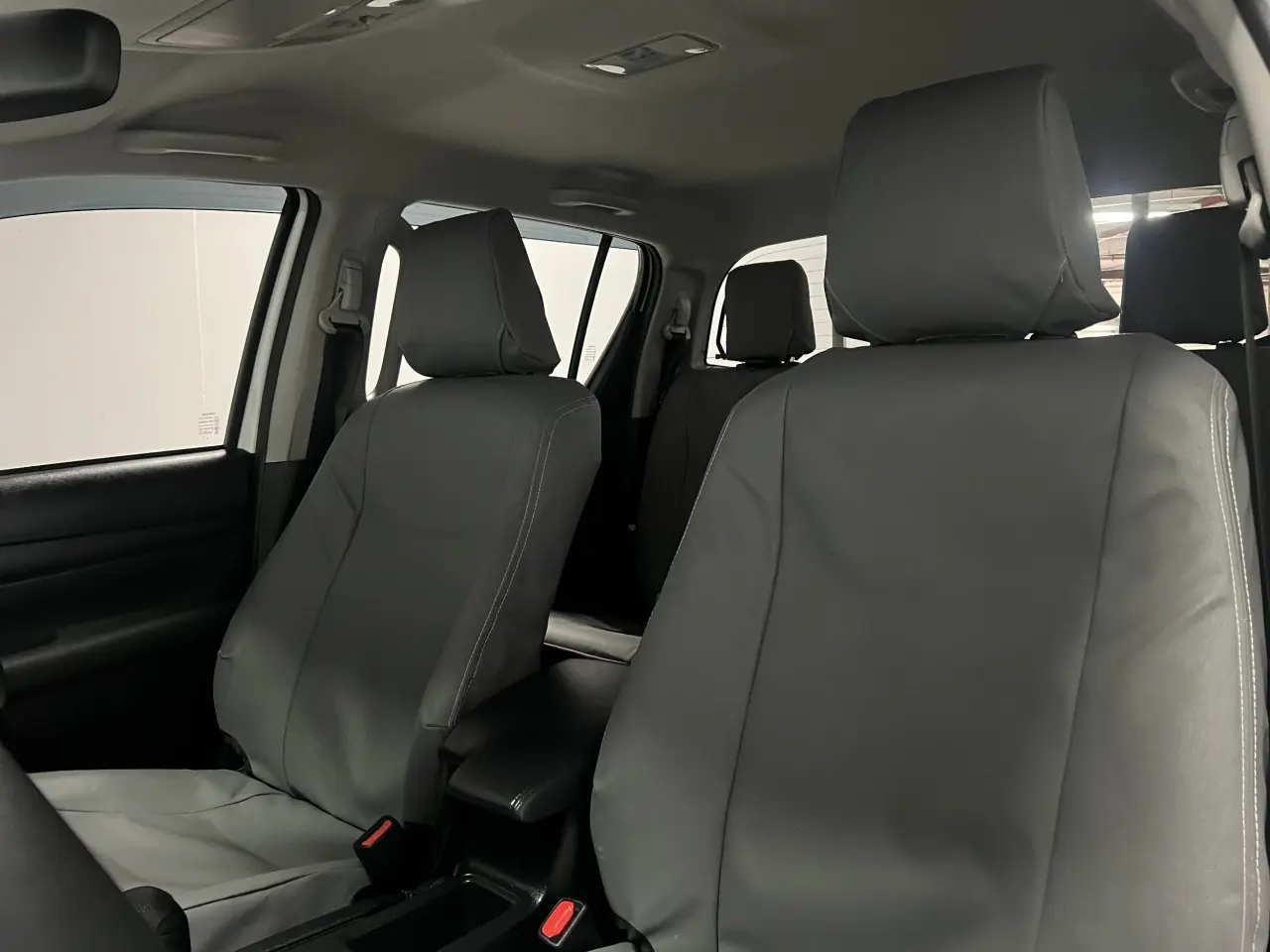 2025 TOYOTA HILUX Gallery Image 16