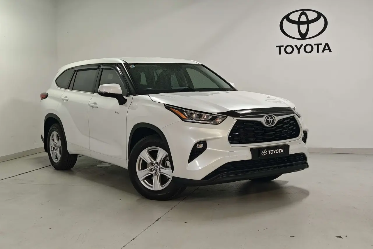 2025 Toyota Kluger Gallery Image 1