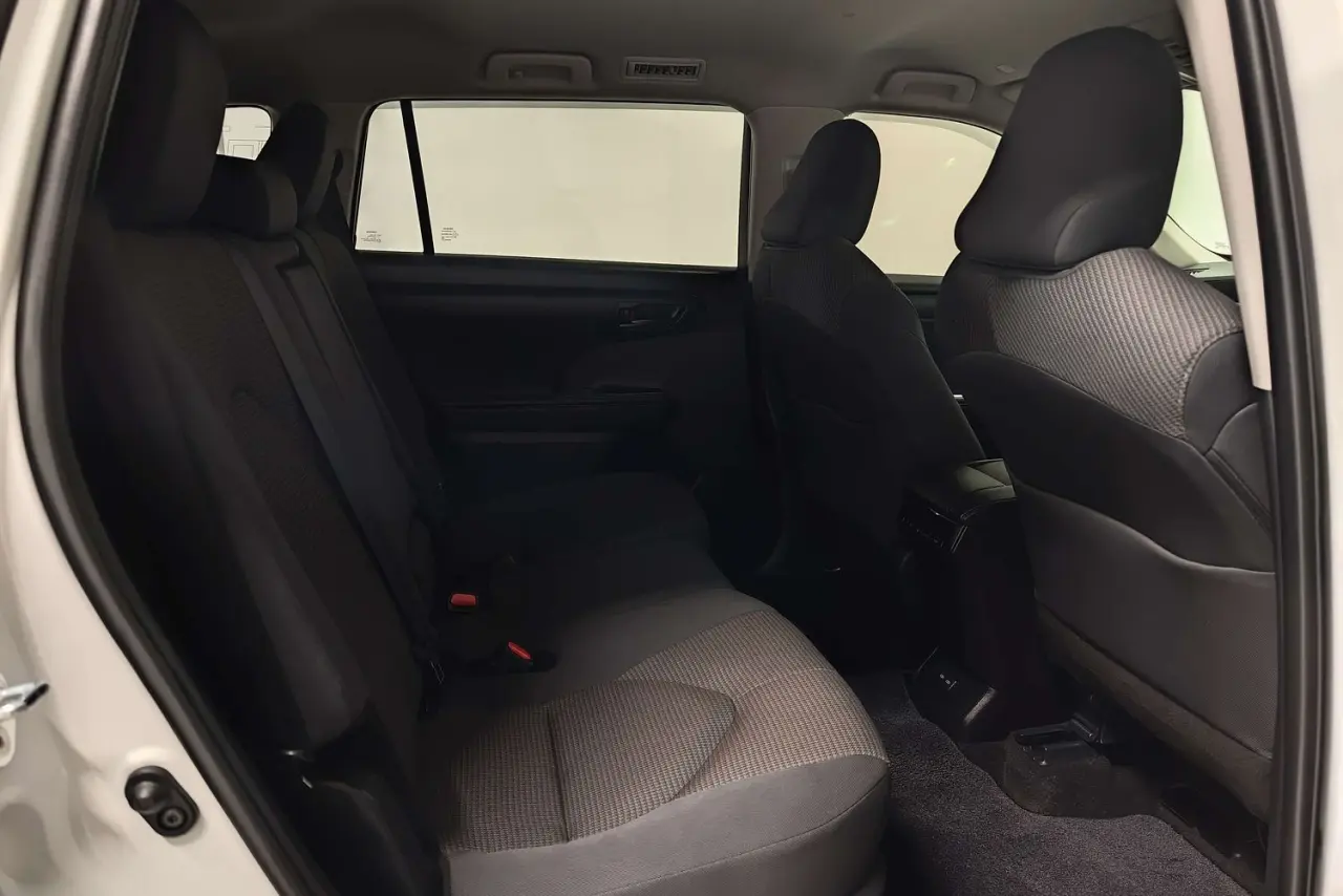 2025 Toyota Kluger Gallery Image 11