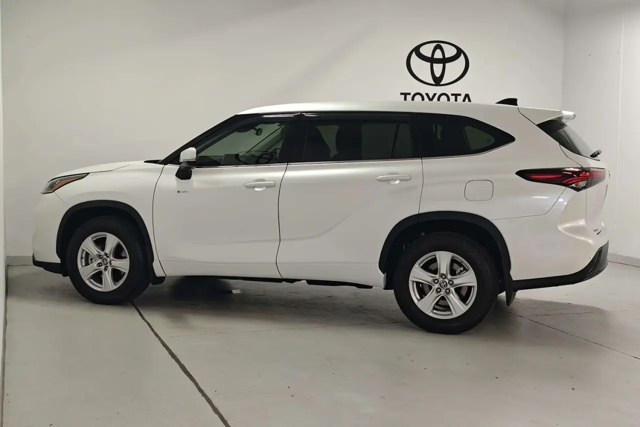 2025 Toyota Kluger Gallery Image 9