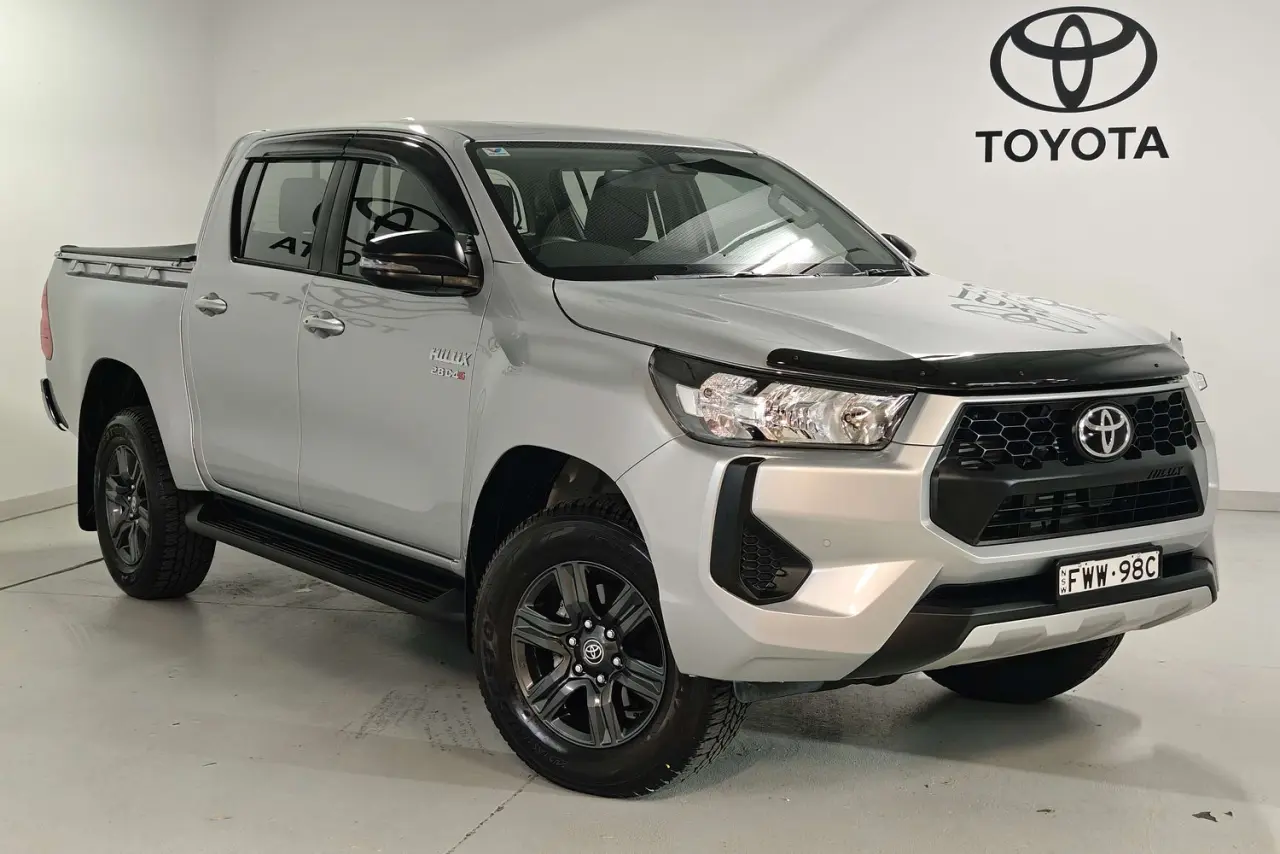 2025 Toyota Hilux Gallery Image 1