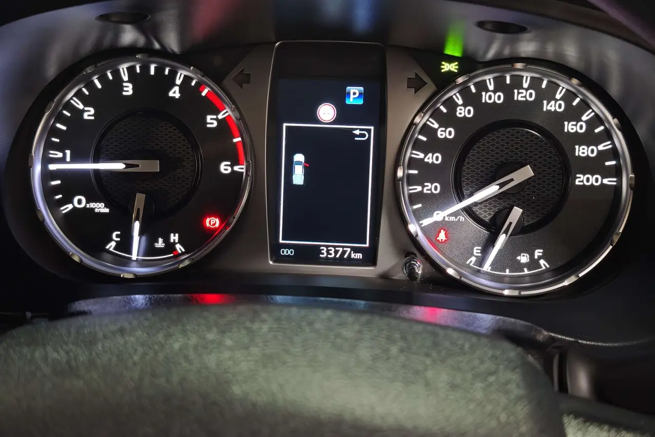 2025 Toyota Hilux Gallery Image 17