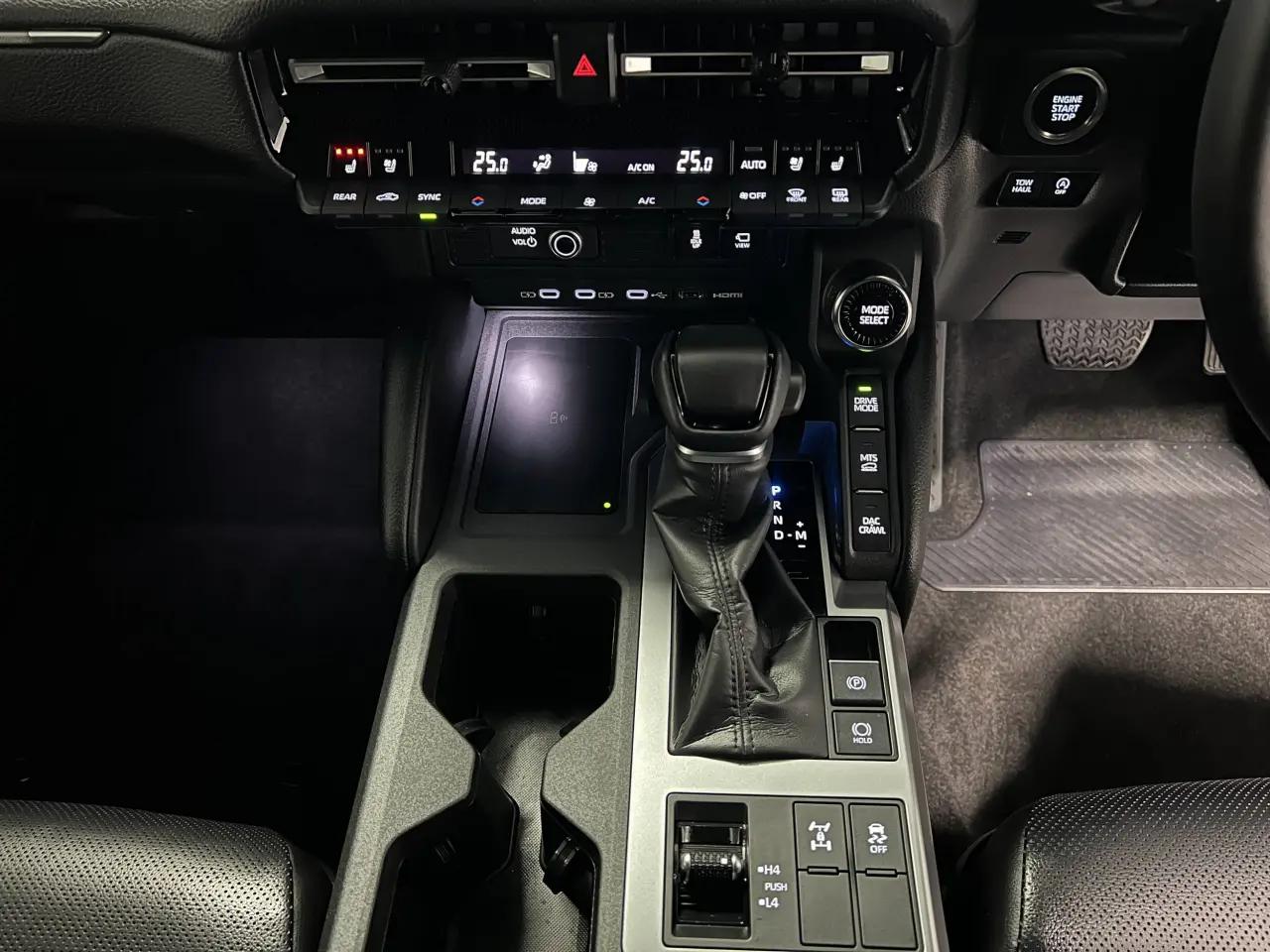 2025 TOYOTA PRADO Gallery Image 20