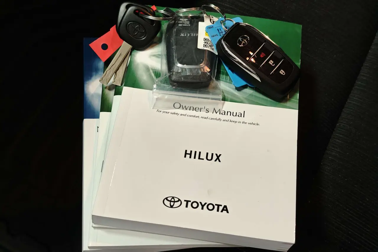 2025 Toyota Hilux Gallery Image 21