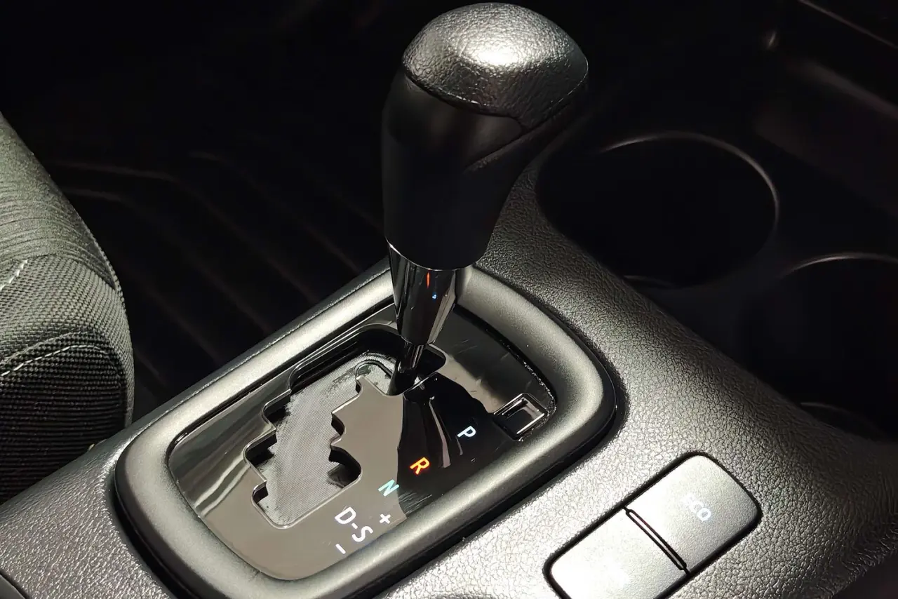 2025 Toyota Hilux Gallery Image 19