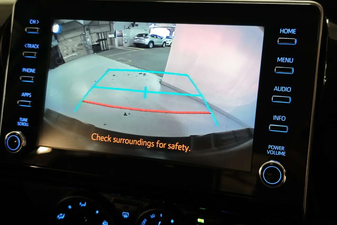 2025 Toyota Hilux Gallery Image 20