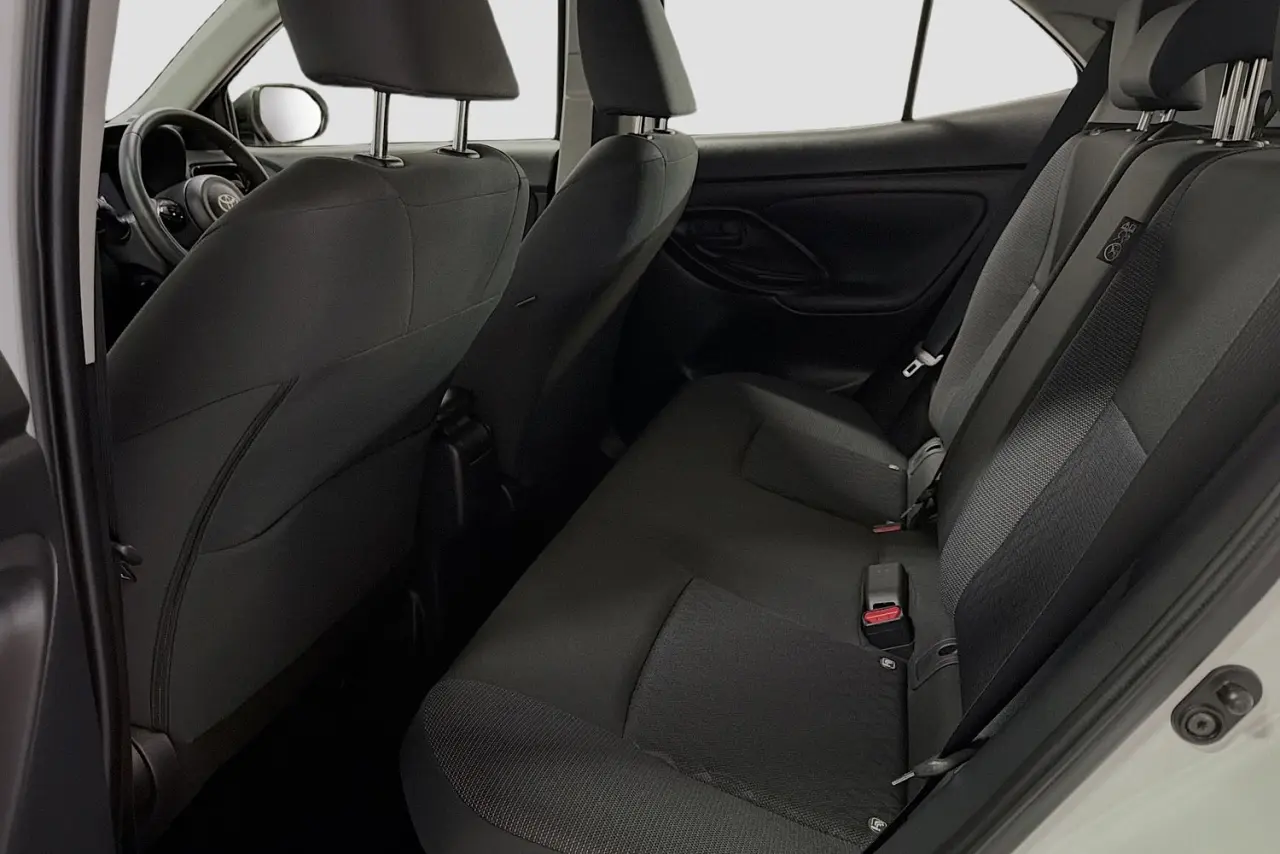 2025 Toyota Yaris Cross Gallery Image 26