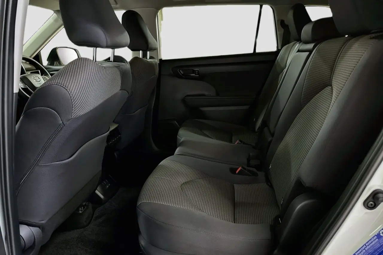 2025 Toyota Kluger Gallery Image 25