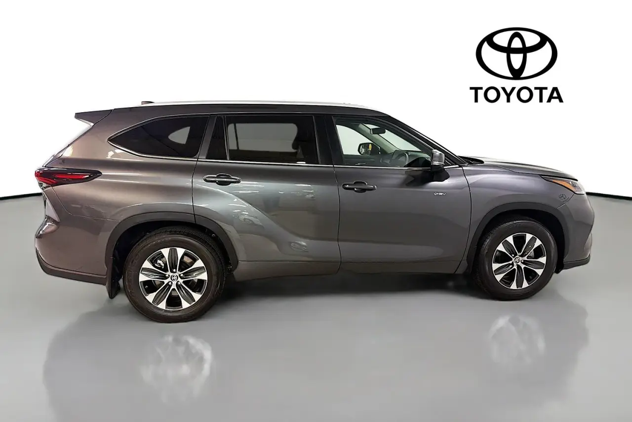 2025 Toyota Kluger Gallery Image 11