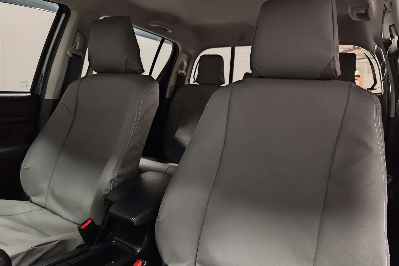 2025 Toyota Hilux Gallery Image 15