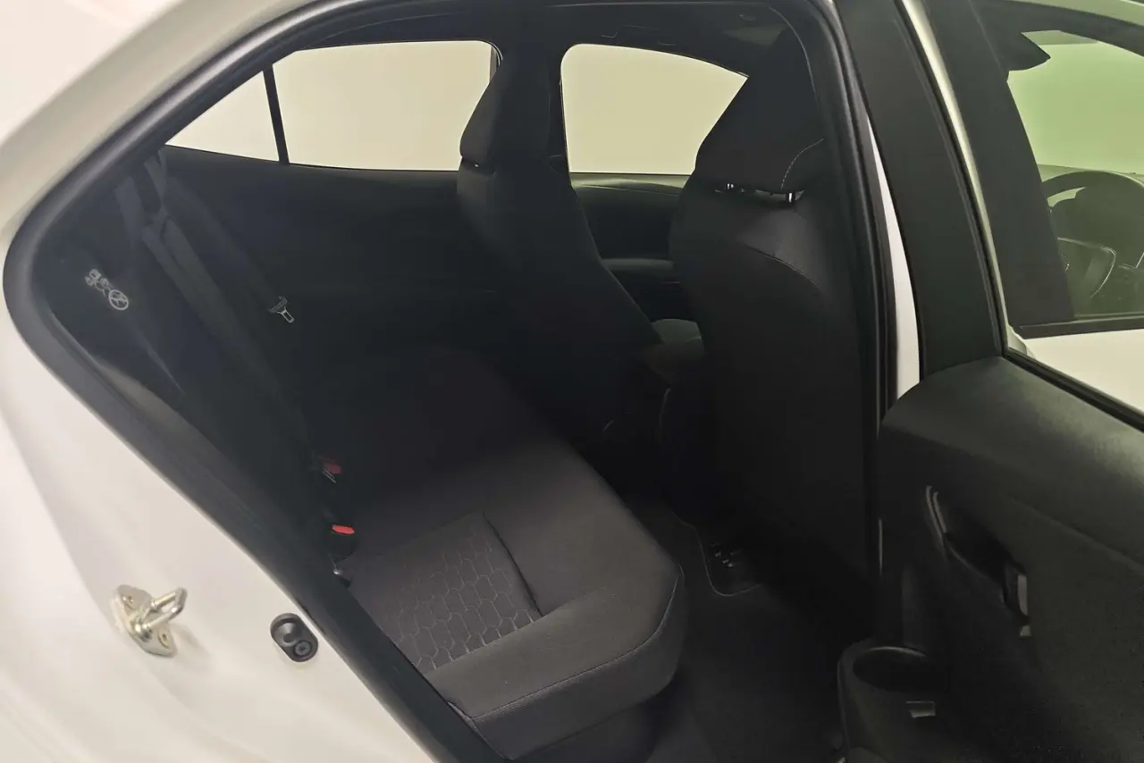 2025 Toyota Corolla Gallery Image 11