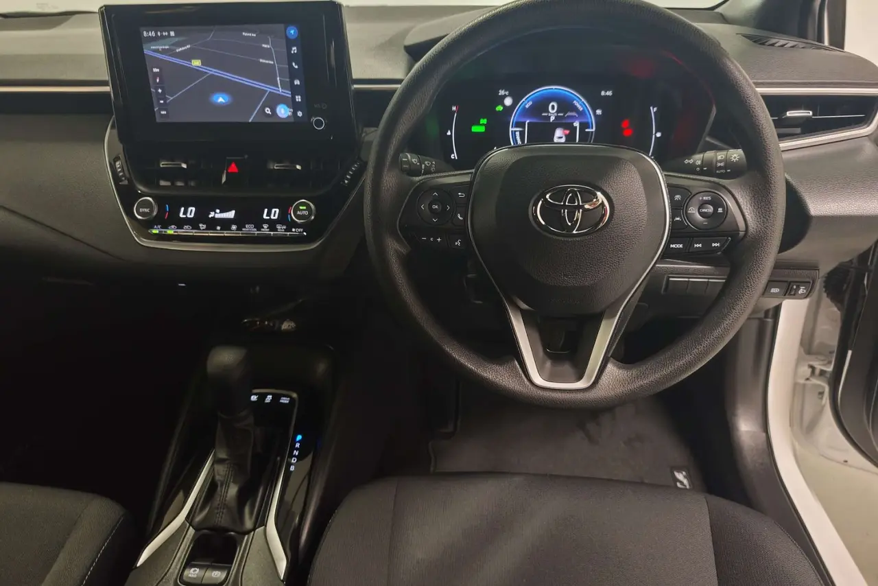 2025 Toyota Corolla Gallery Image 16