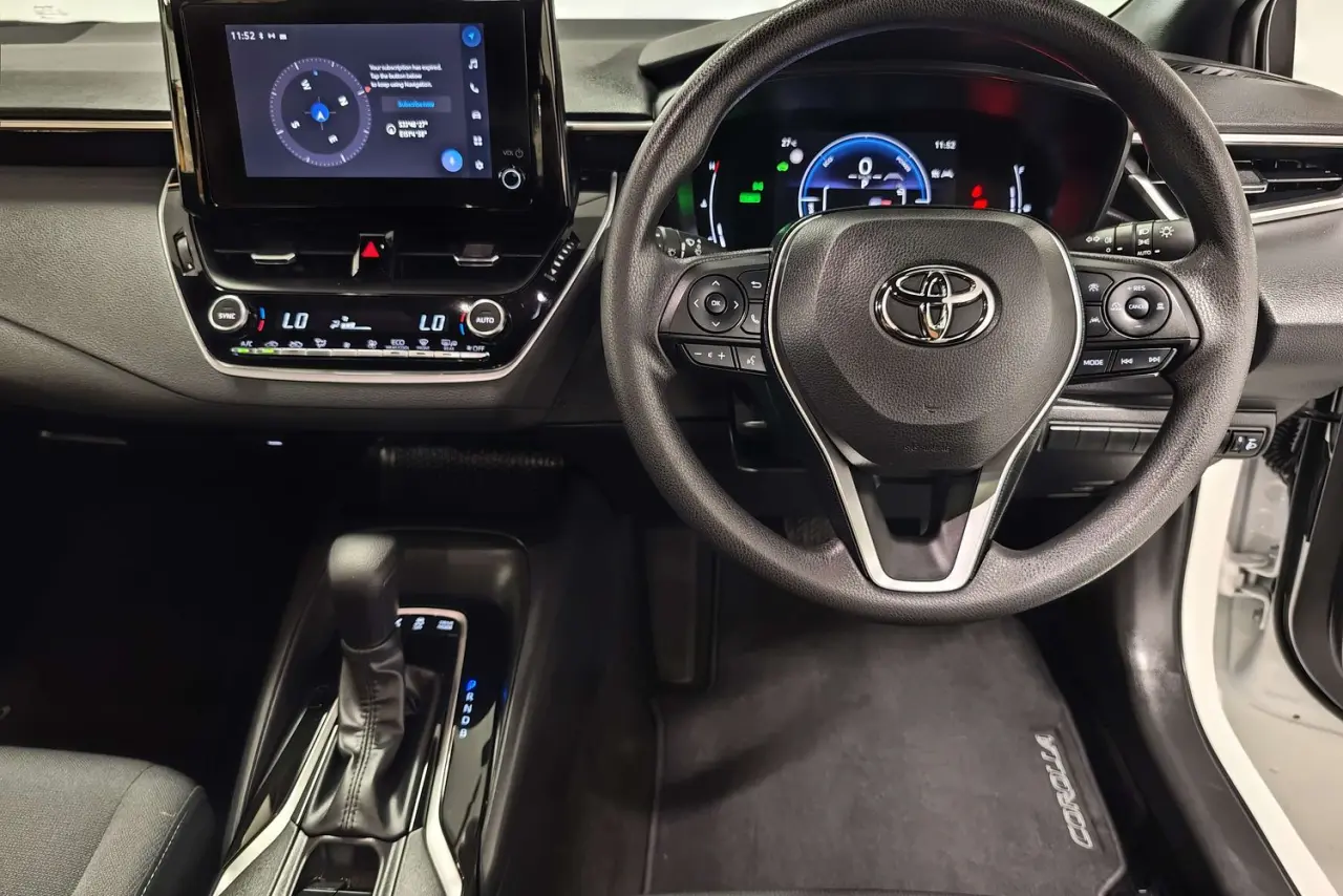 2025 Toyota Corolla Gallery Image 16