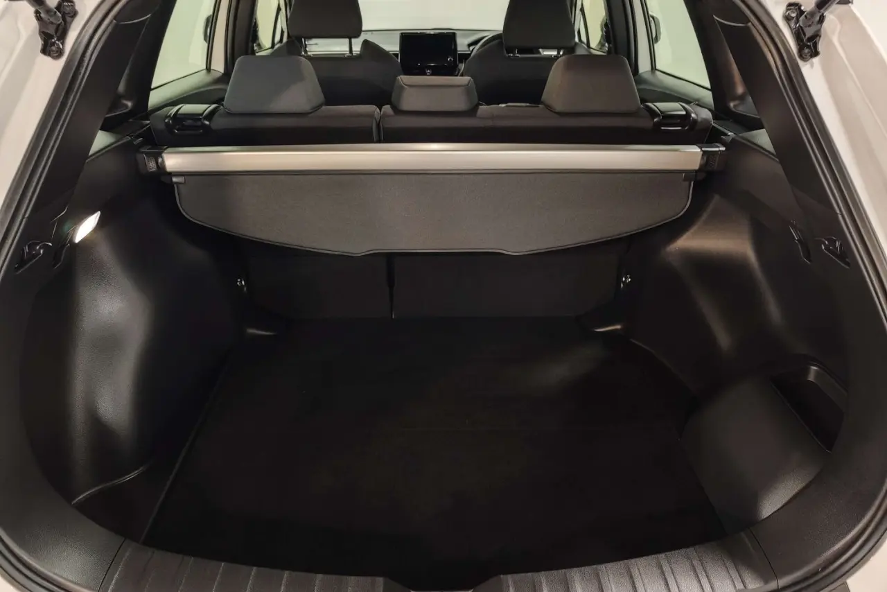 2025 Toyota Corolla Cross Gallery Image 12