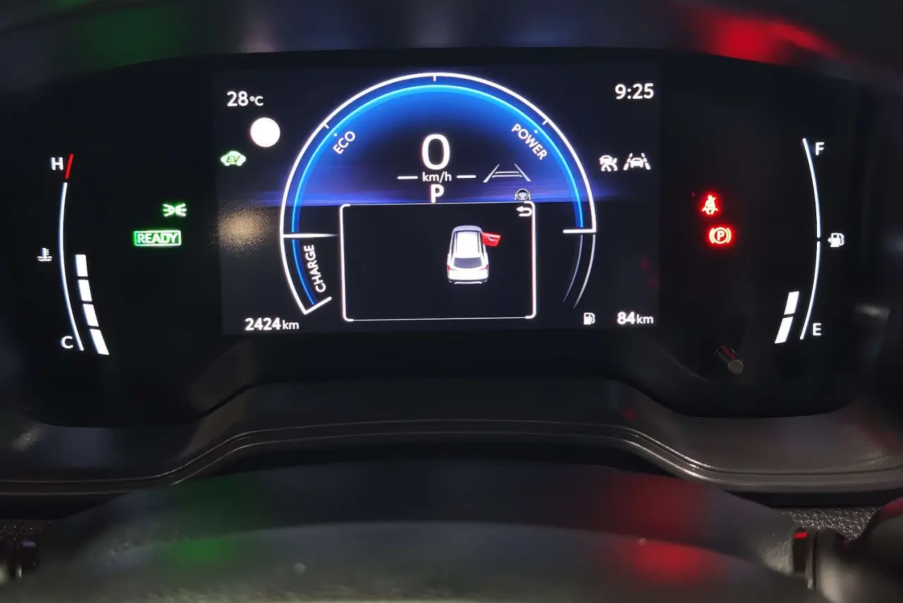 2025 Toyota Corolla Cross Gallery Image 17