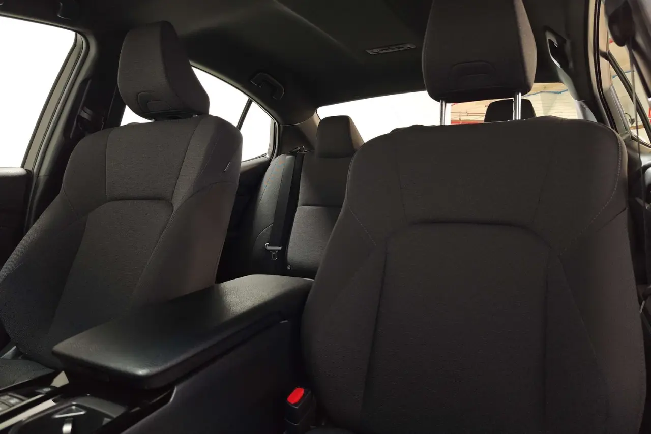 2025 Toyota Camry Gallery Image 15