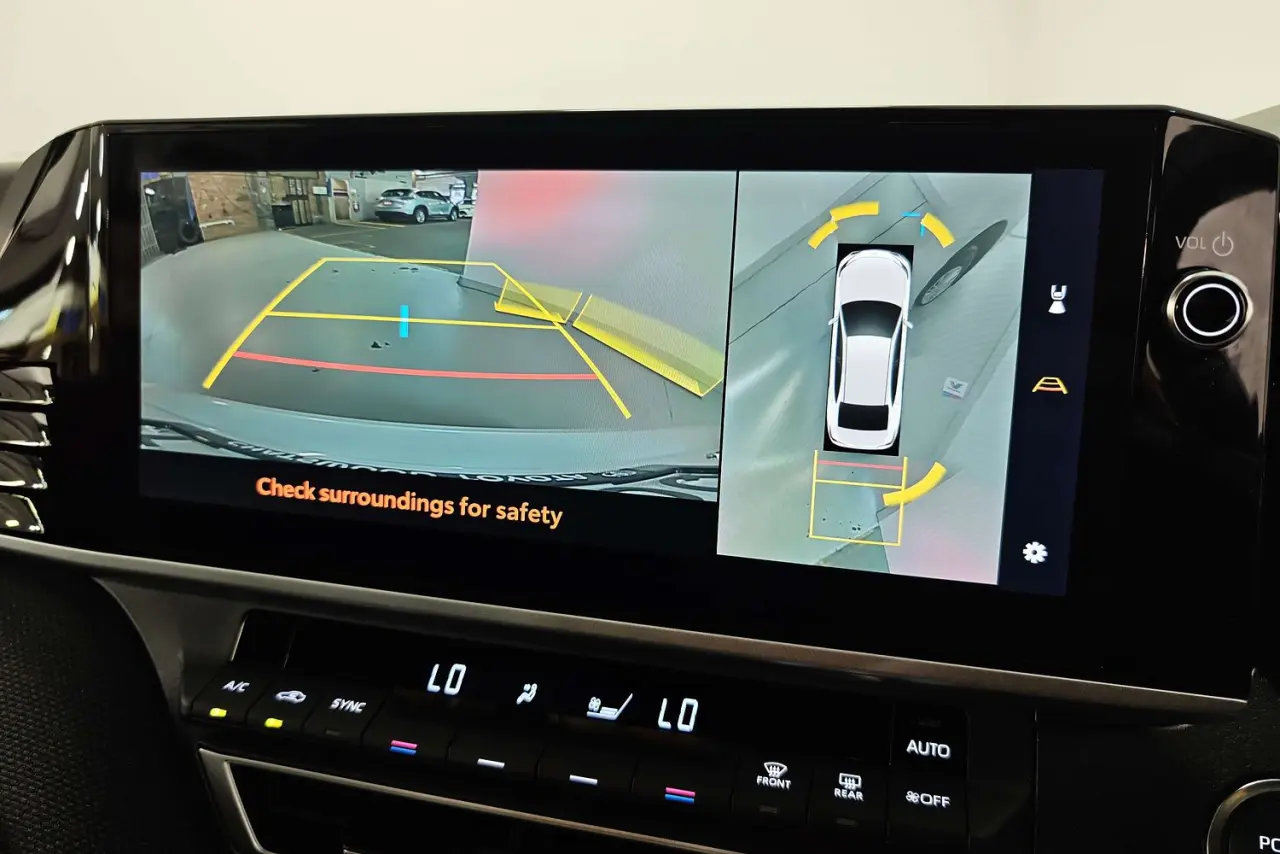 2025 Toyota Camry Gallery Image 20