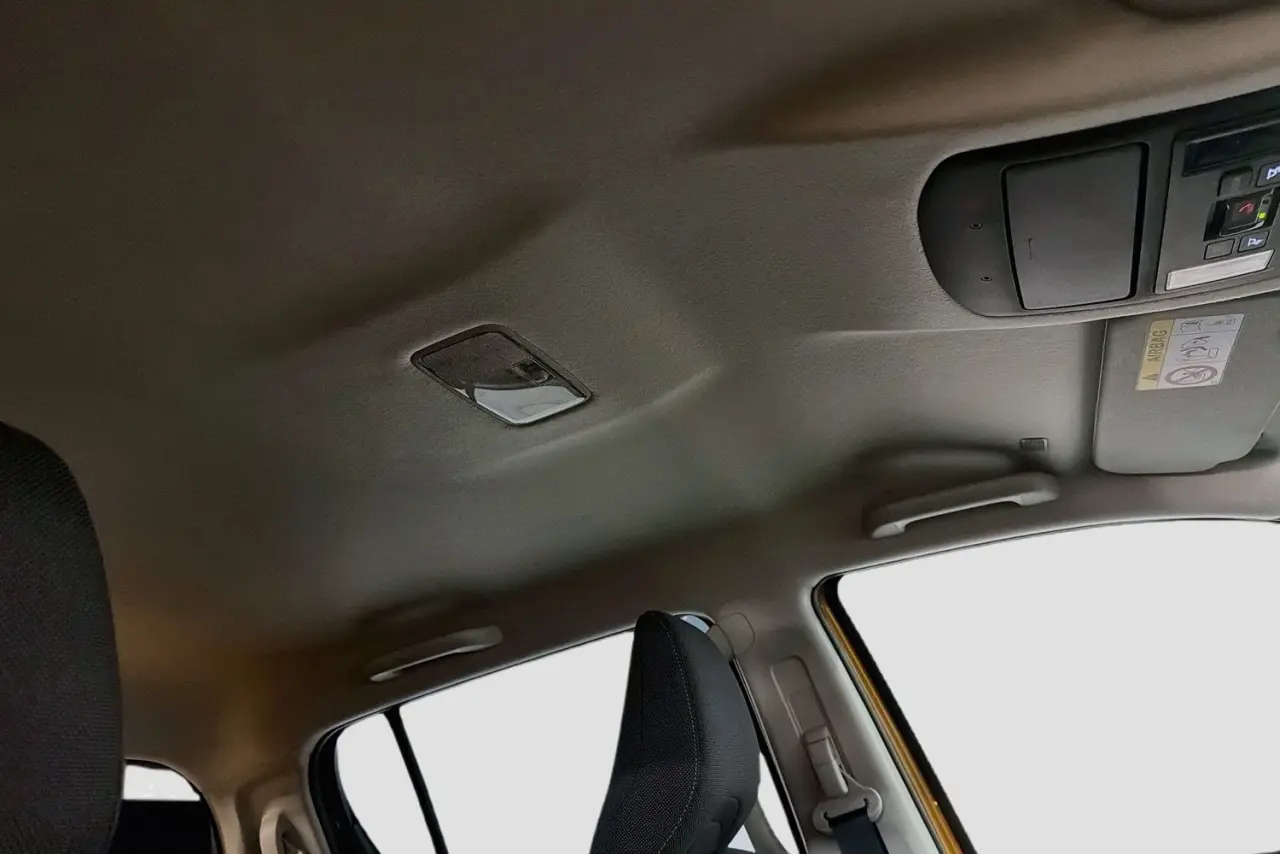 2026 Toyota Hilux Gallery Image 12