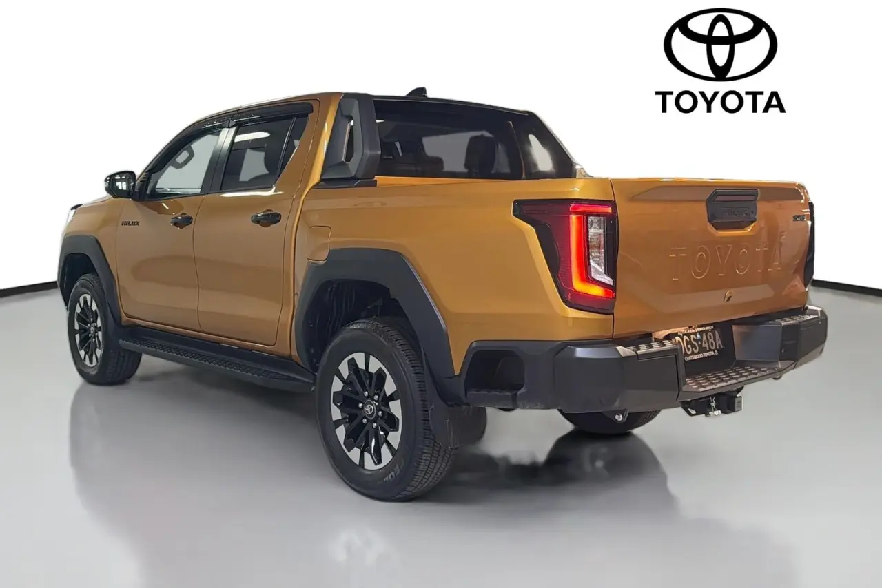 2026 Toyota Hilux Gallery Image 6