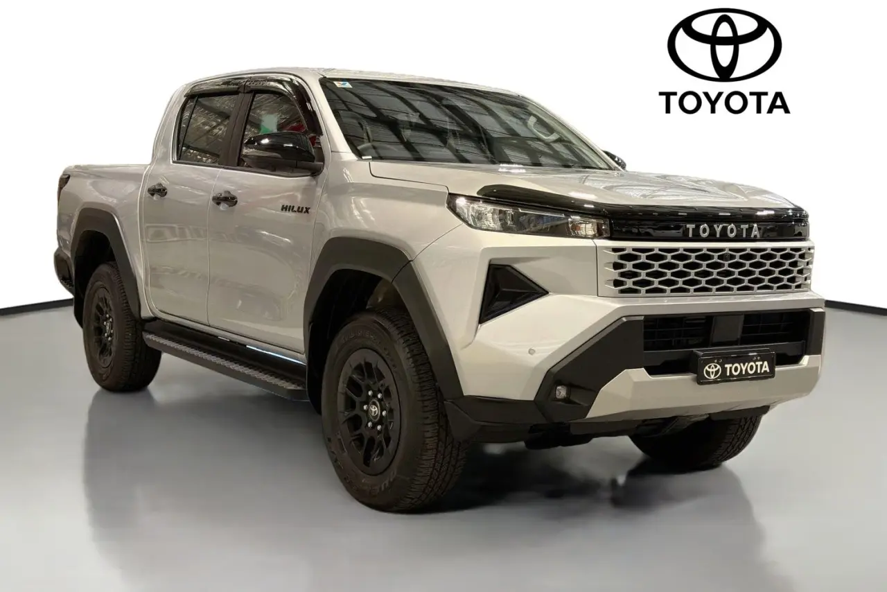 2025 Toyota Hilux Gallery Image 1