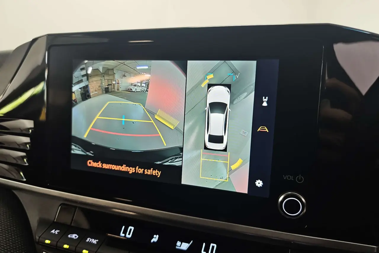 2025 Toyota Camry Gallery Image 20