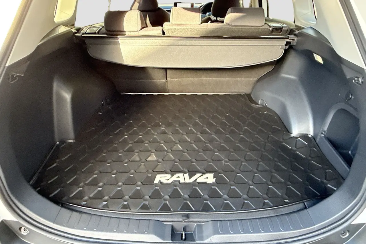 2025 Toyota RAV4 Gallery Image 25