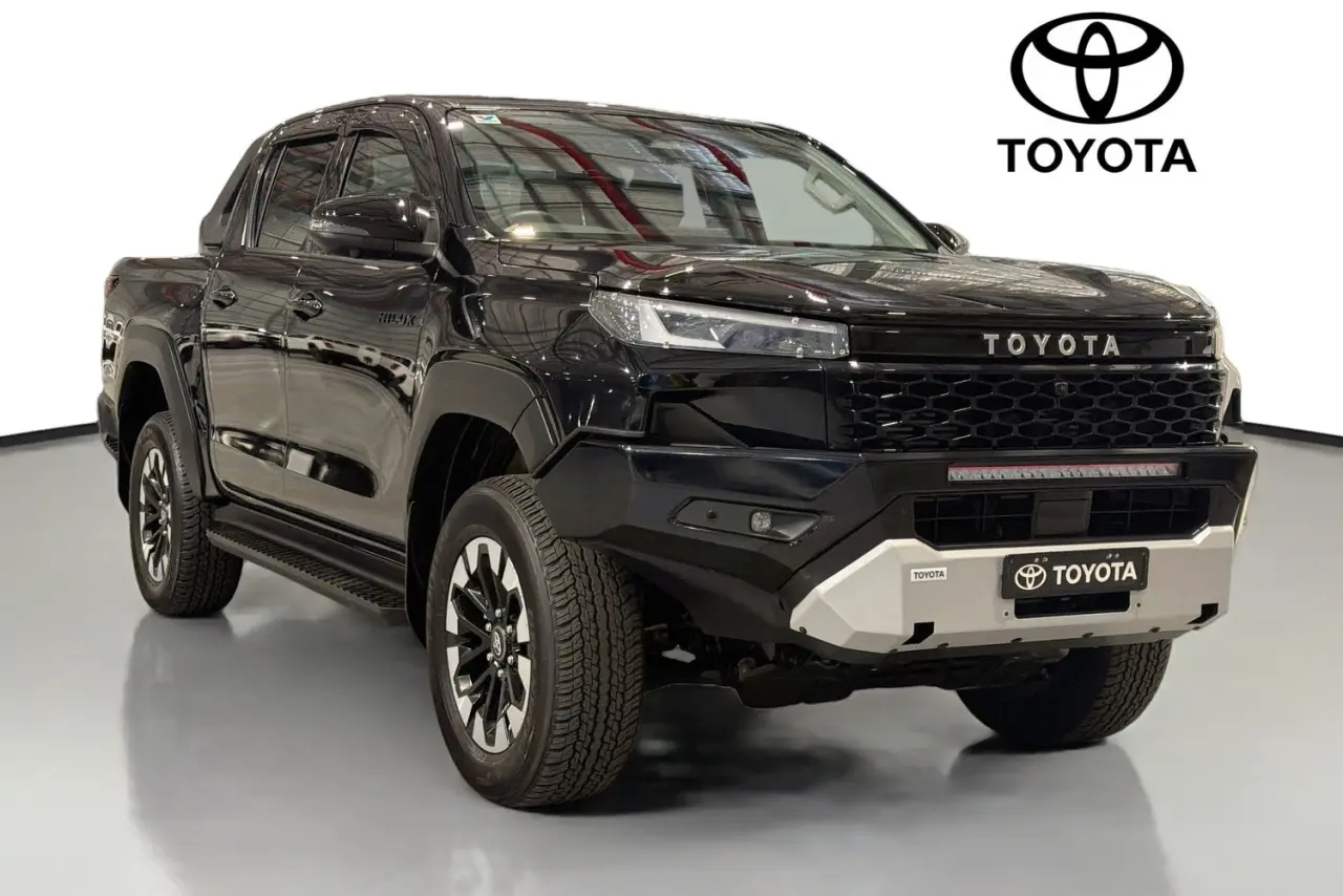 2025 Toyota Hilux Image