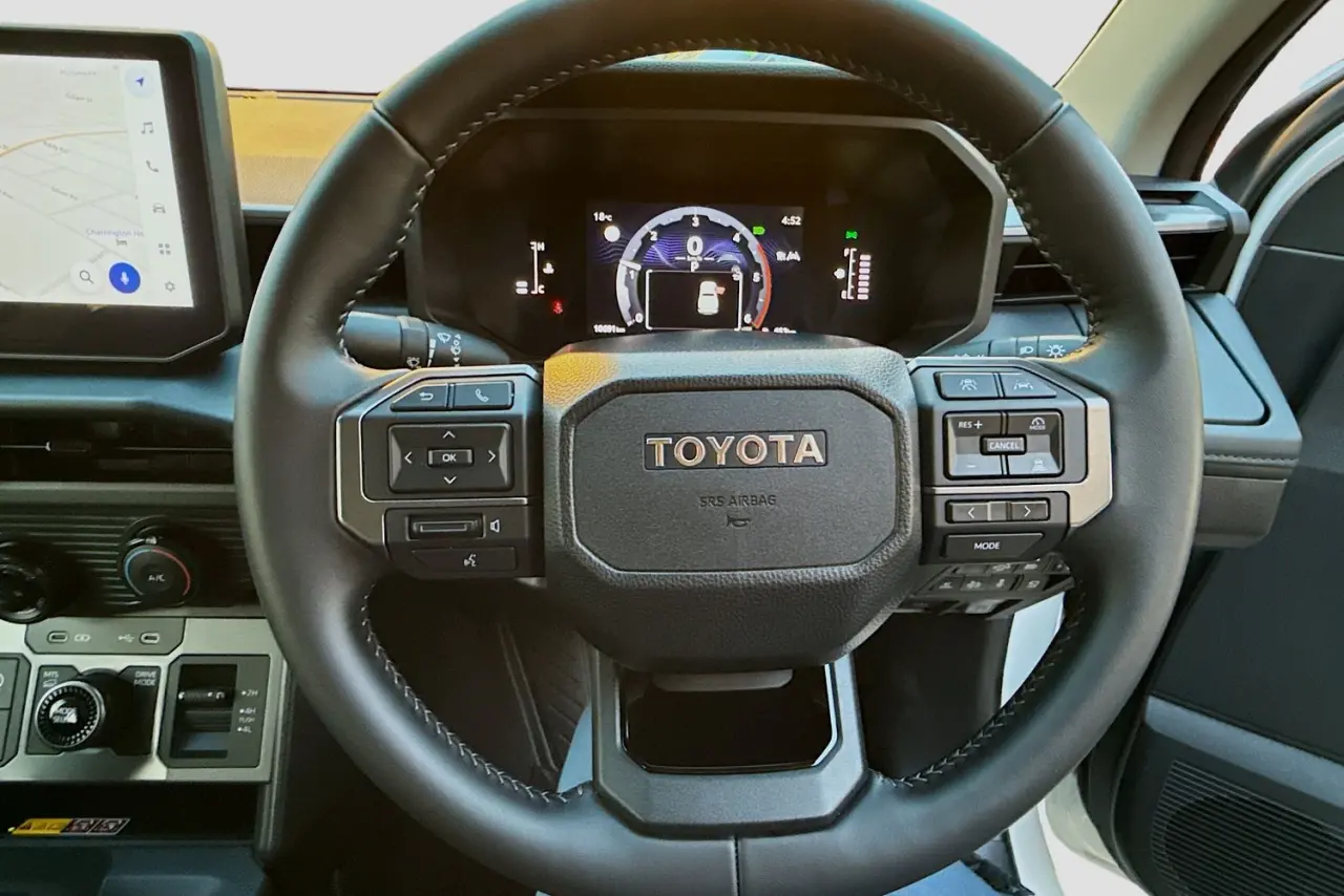 2025 Toyota Hilux Gallery Image 20