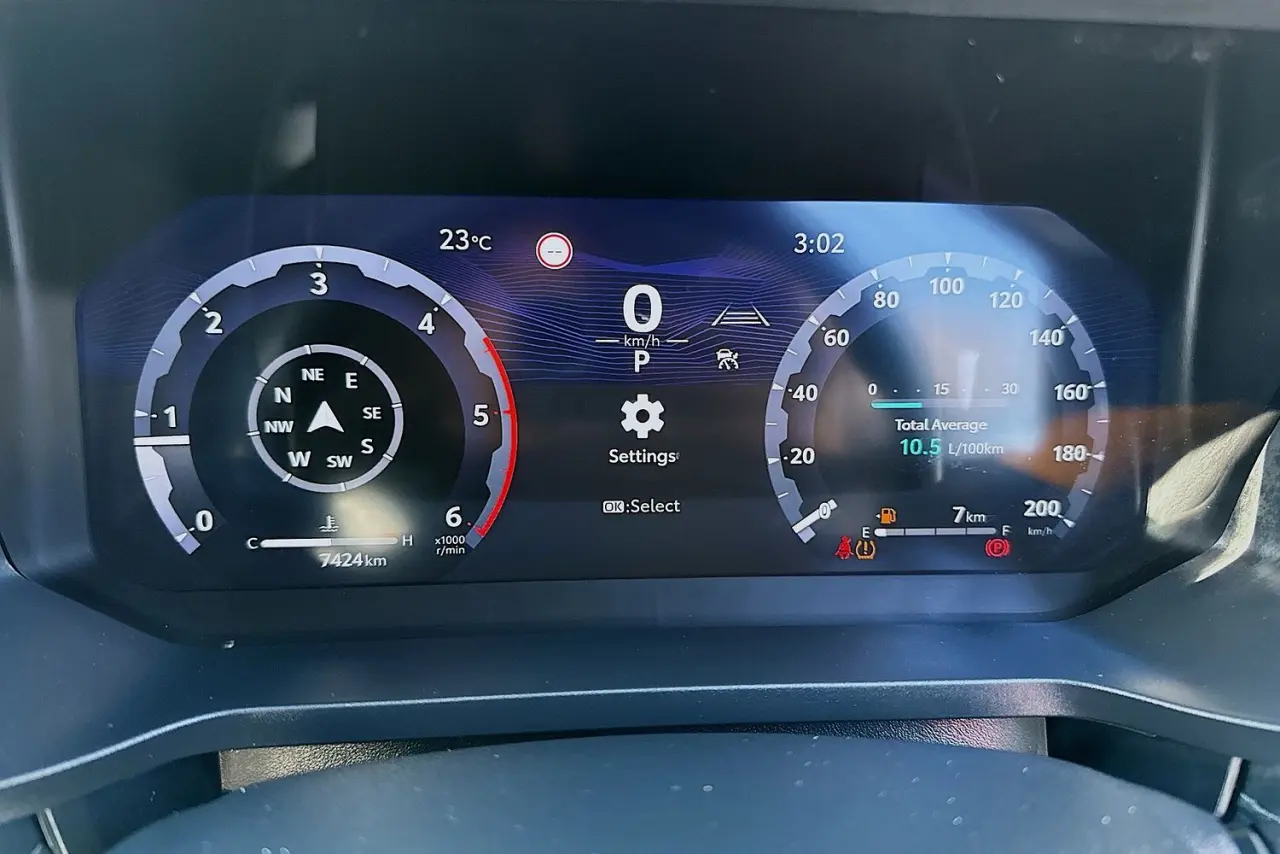 2025 Toyota Hilux Gallery Image 21