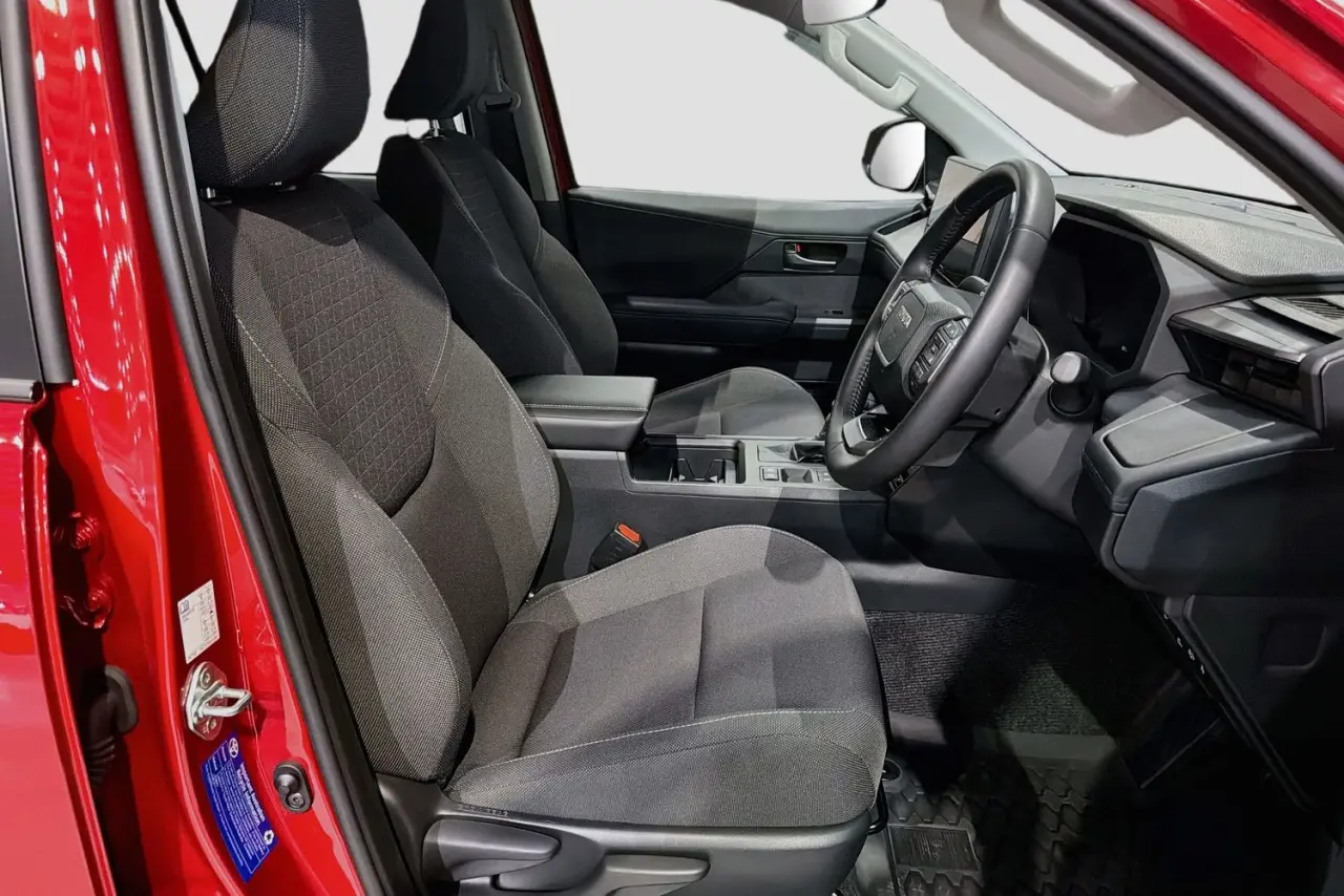 2026 Toyota Hilux Gallery Image 13