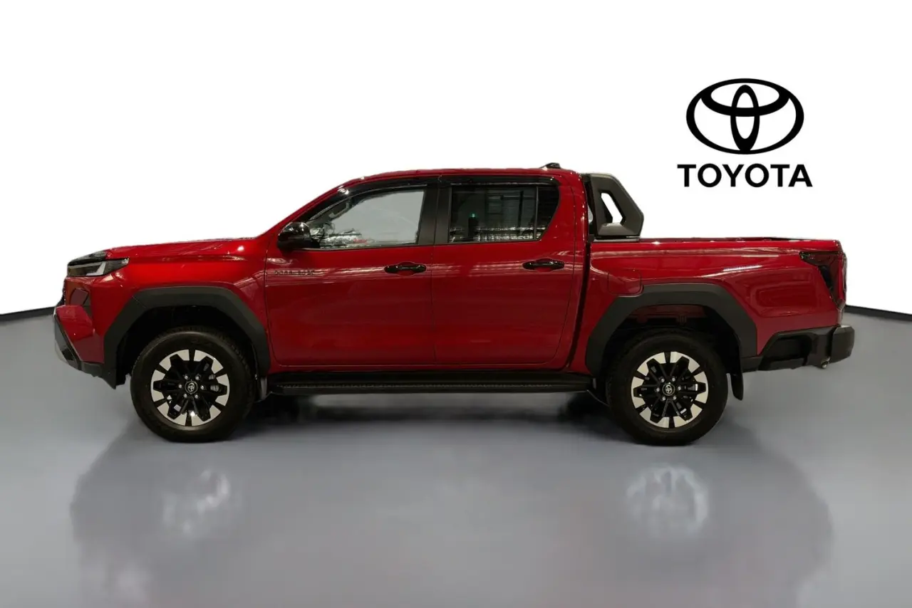2026 Toyota Hilux Gallery Image 5