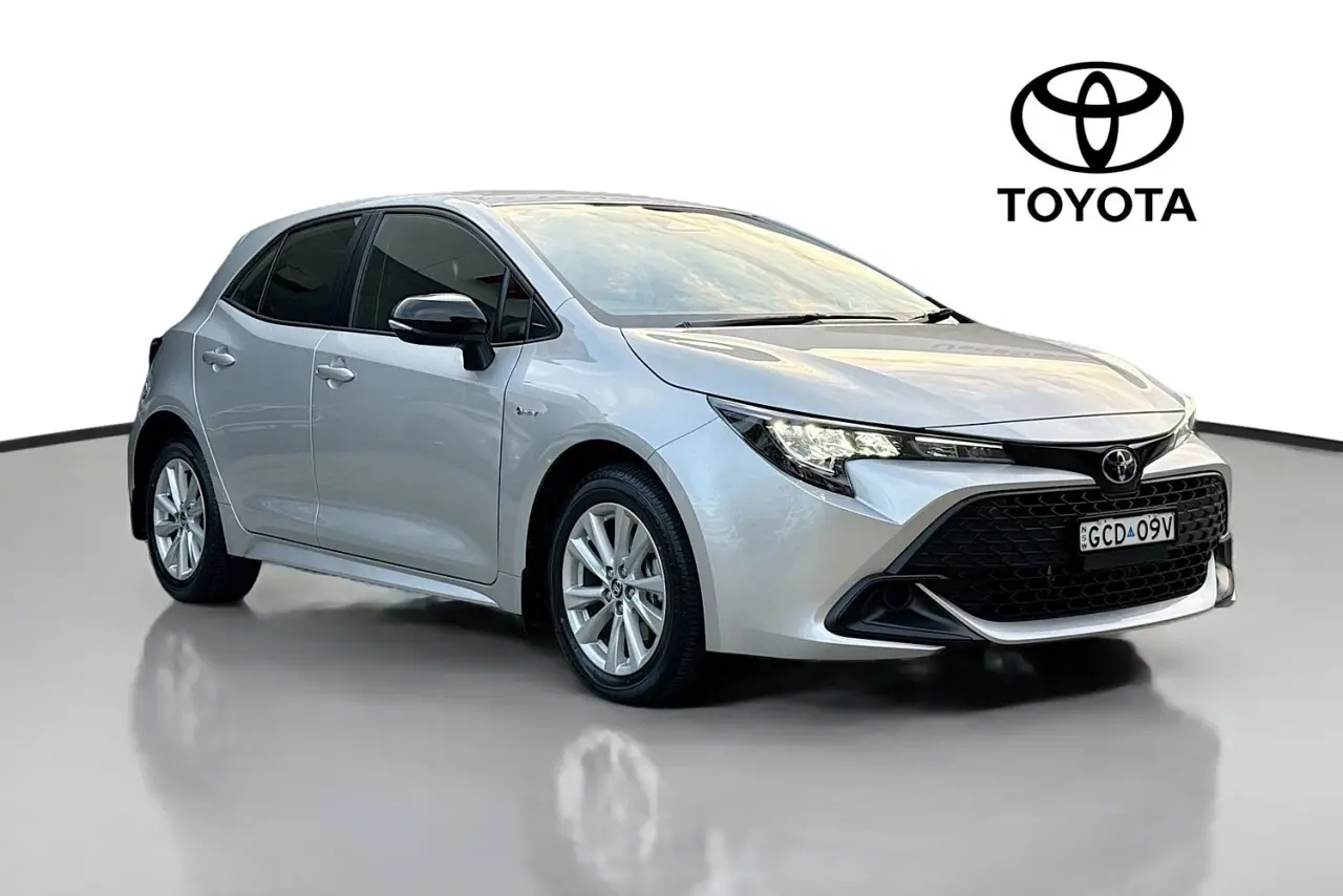 2025 Toyota Corolla Gallery Image 1