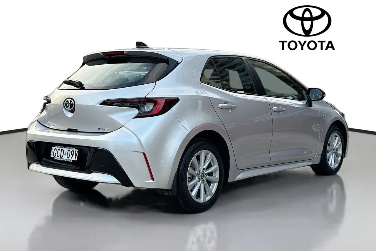 2025 Toyota Corolla Gallery Image 10