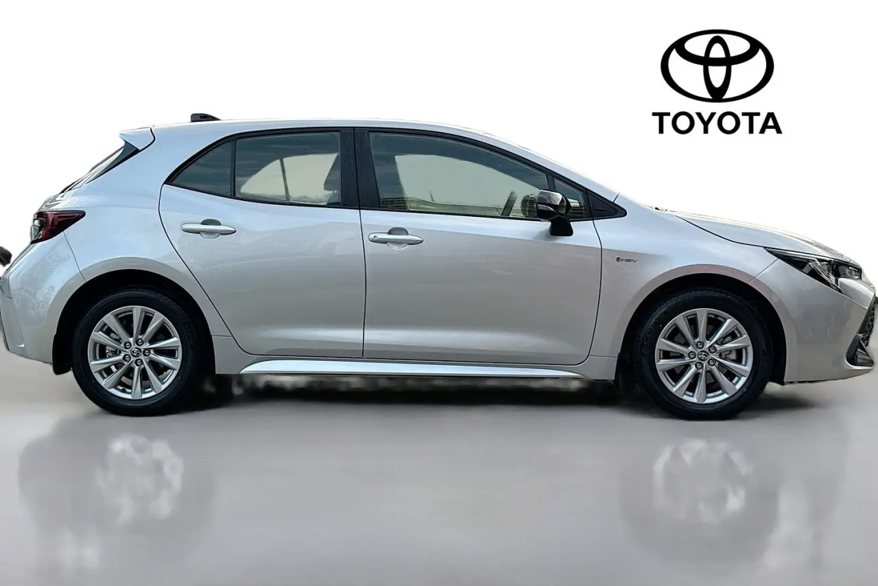 2025 Toyota Corolla Gallery Image 11