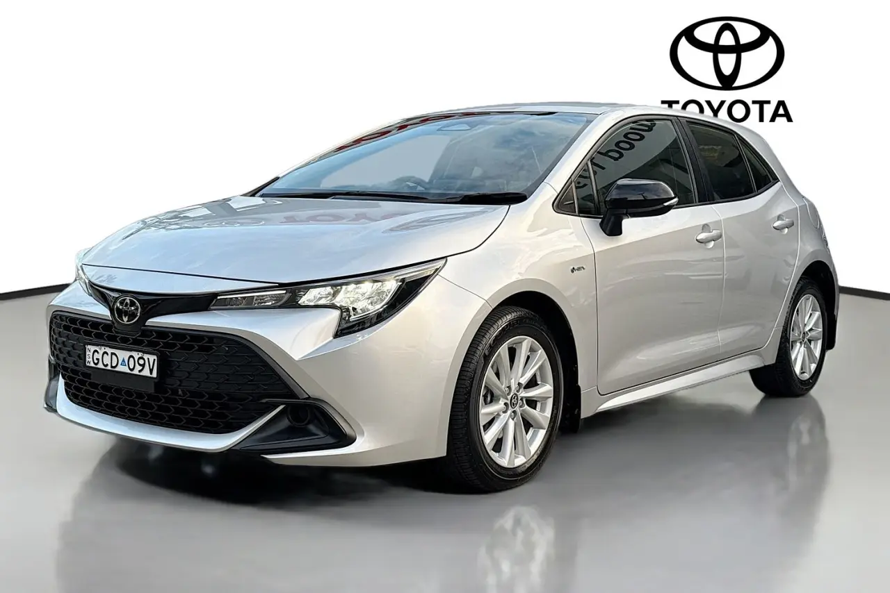 2025 Toyota Corolla Gallery Image 4