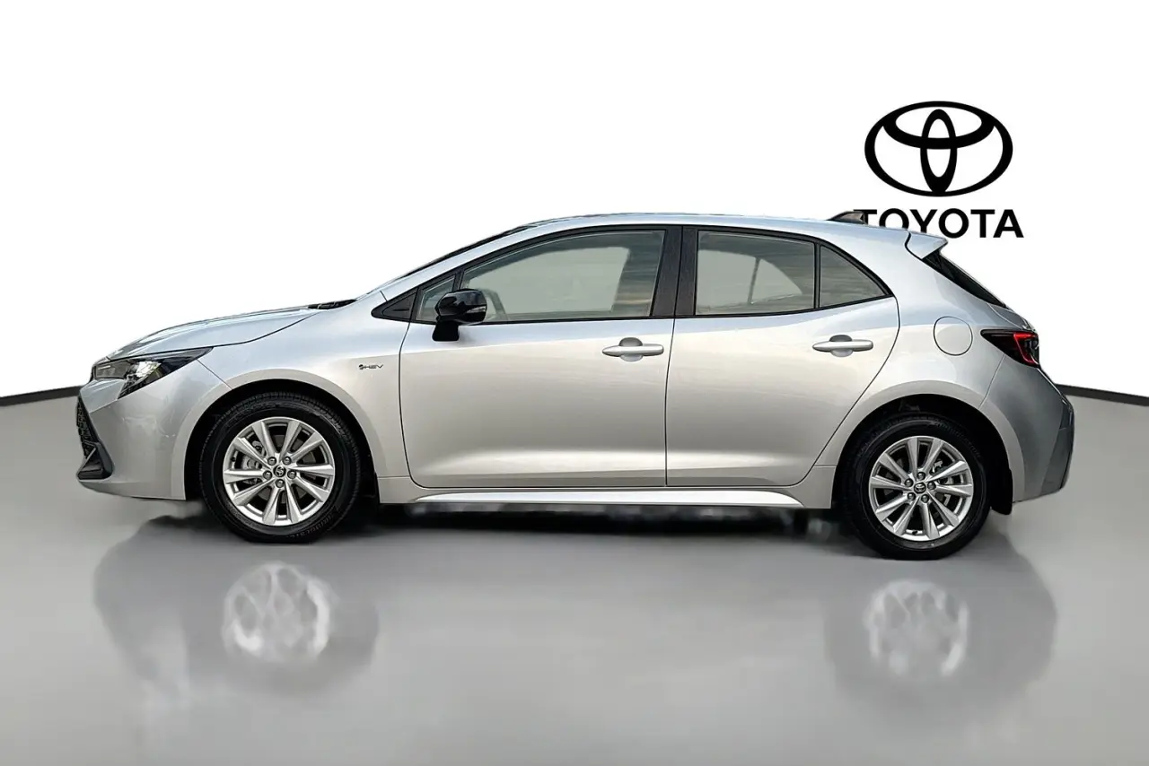 2025 Toyota Corolla Gallery Image 5