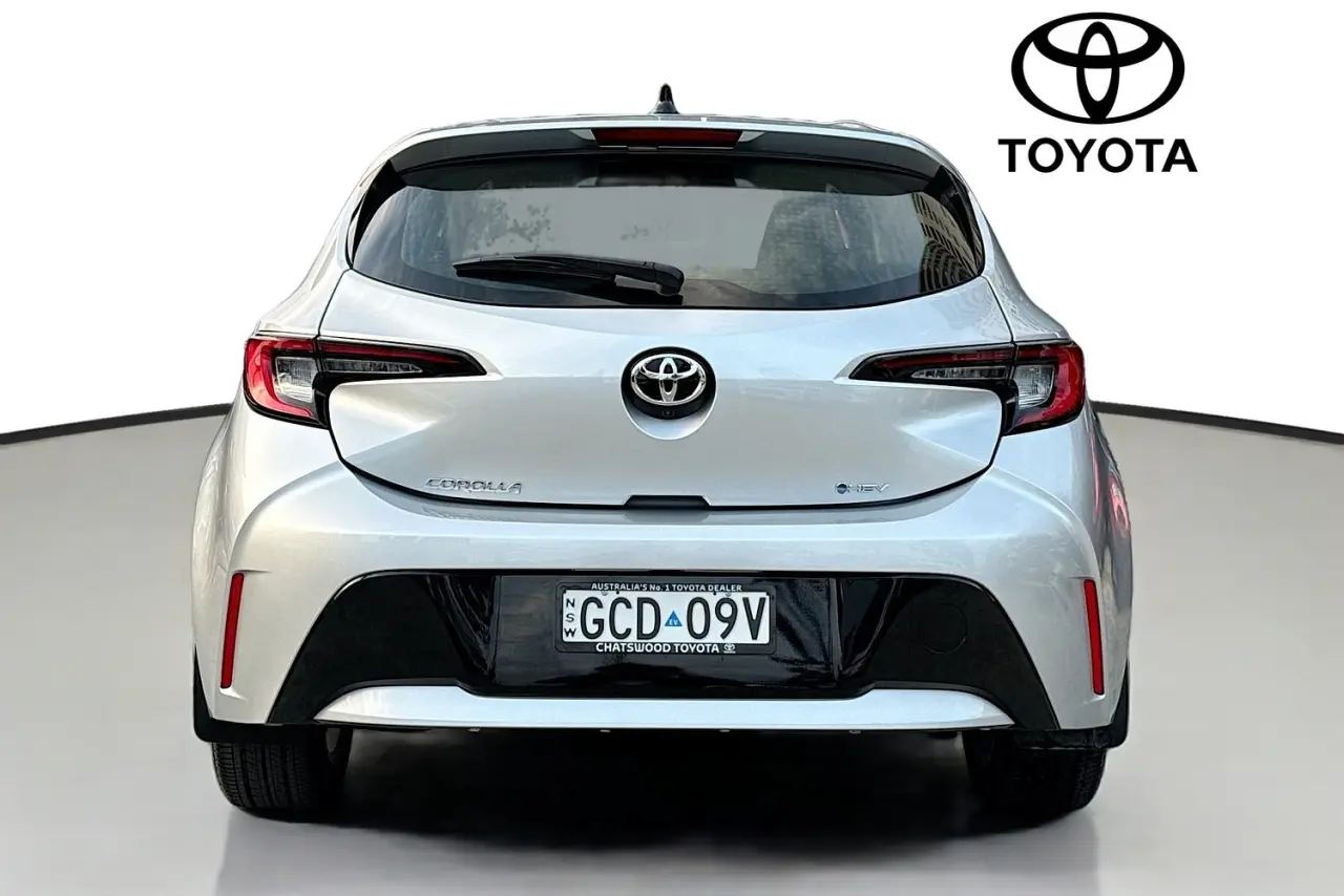 2025 Toyota Corolla Gallery Image 7