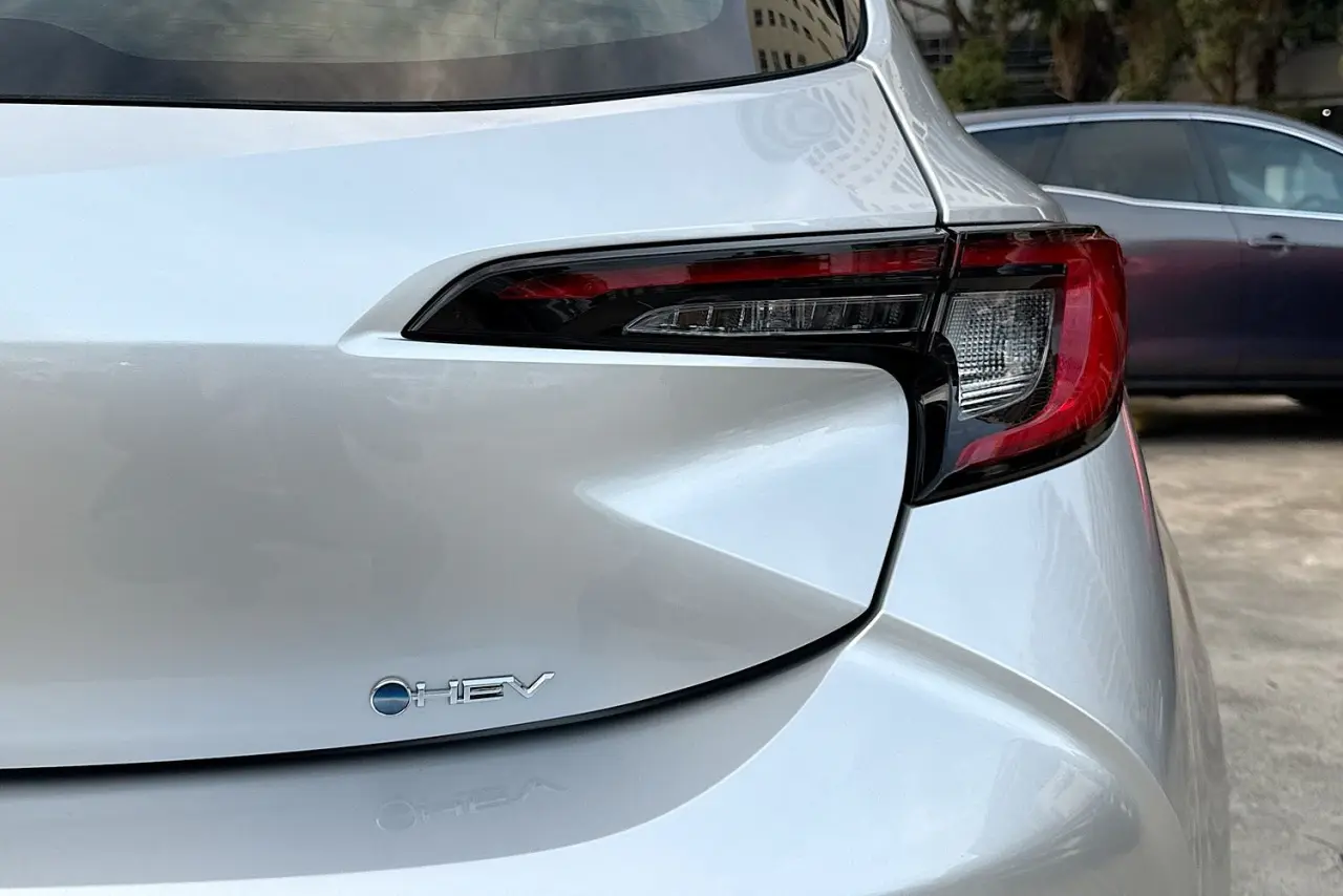 2025 Toyota Corolla Gallery Image 9