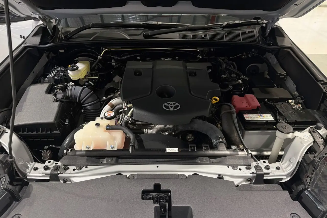 2025 Toyota Hilux Gallery Image 29