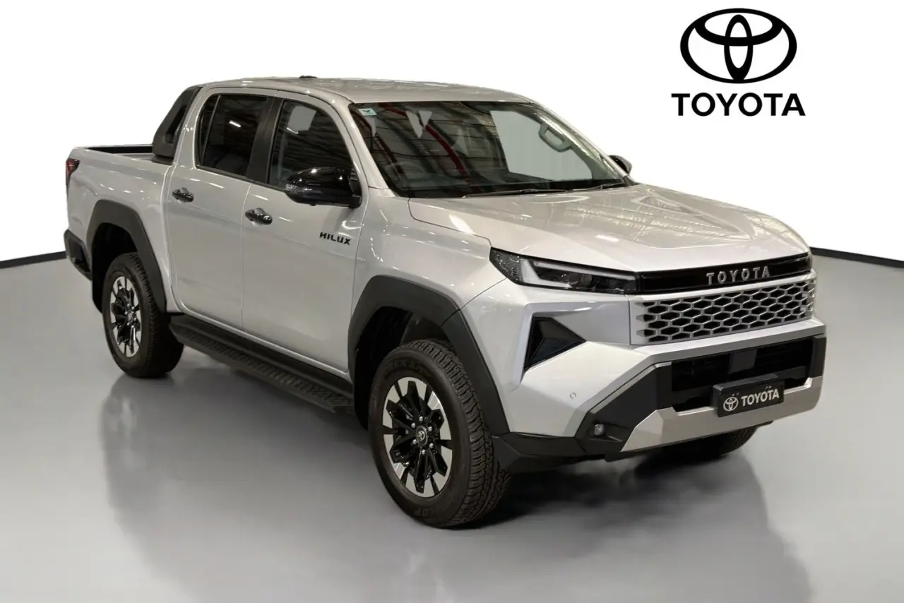 2025 Toyota Hilux Gallery Image 30