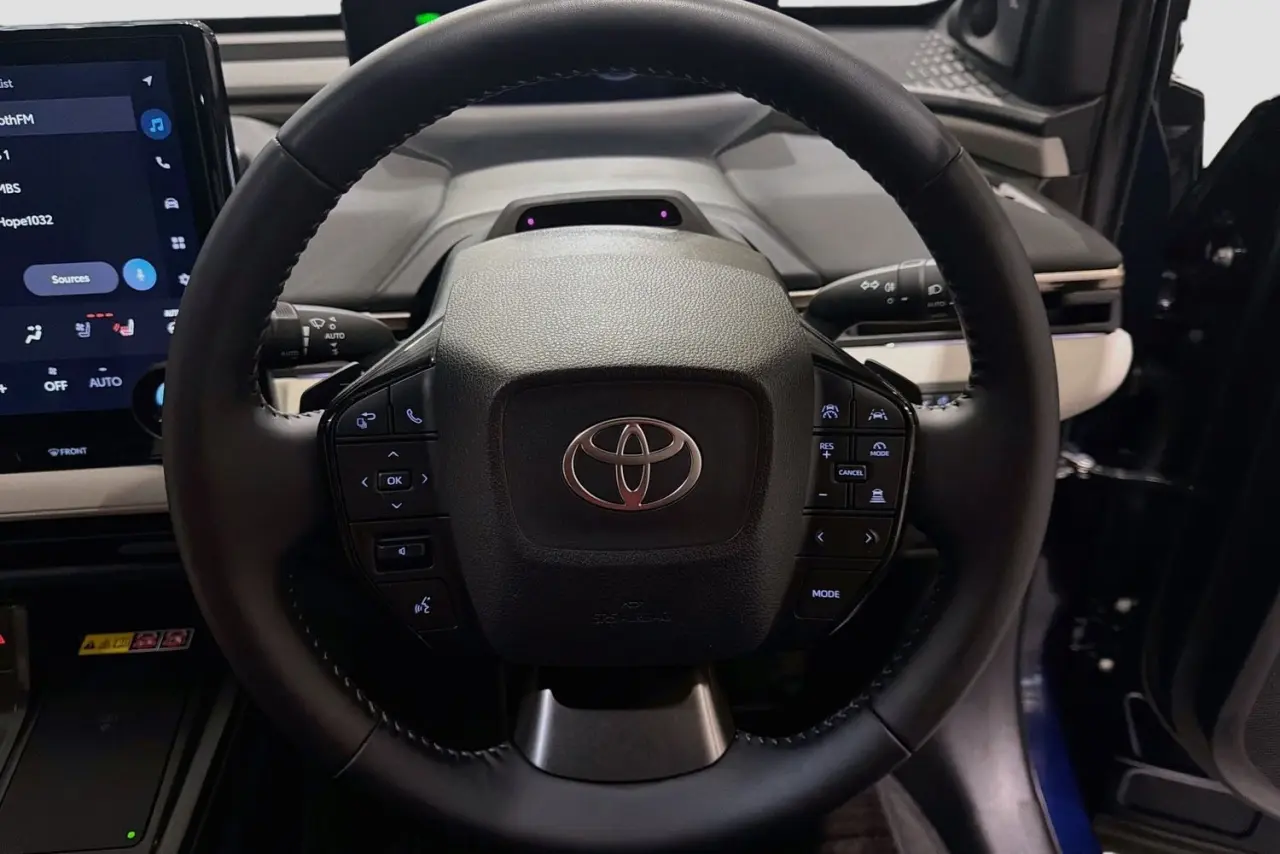 2026 Toyota bZ4X Gallery Image 21