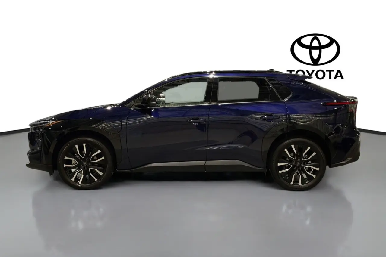 2026 Toyota bZ4X Gallery Image 5
