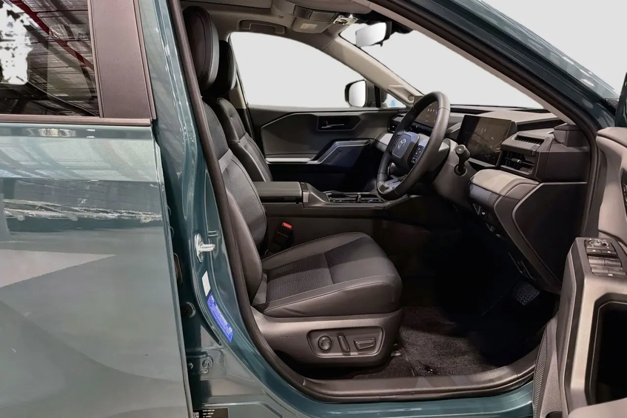 2026 Toyota RAV4 Gallery Image 13