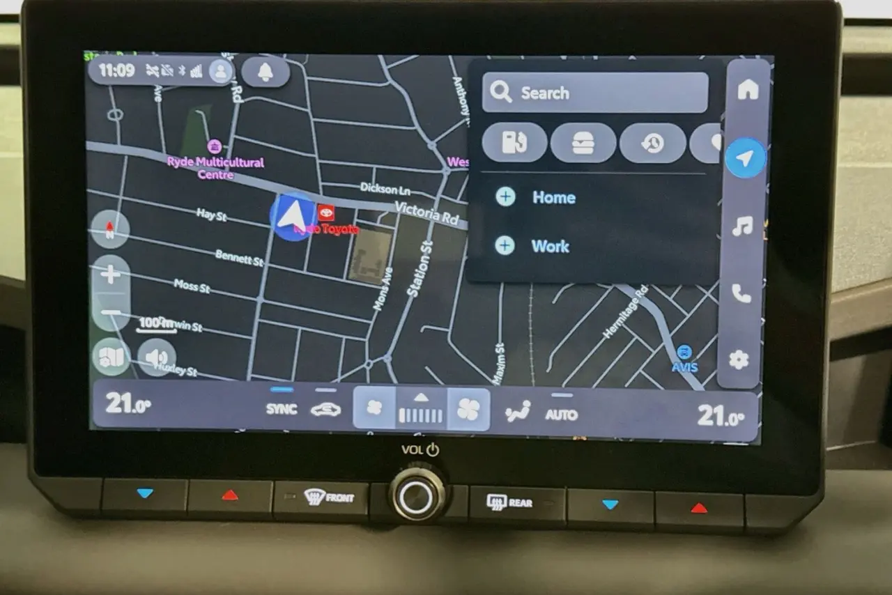 2026 Toyota RAV4 Gallery Image 17