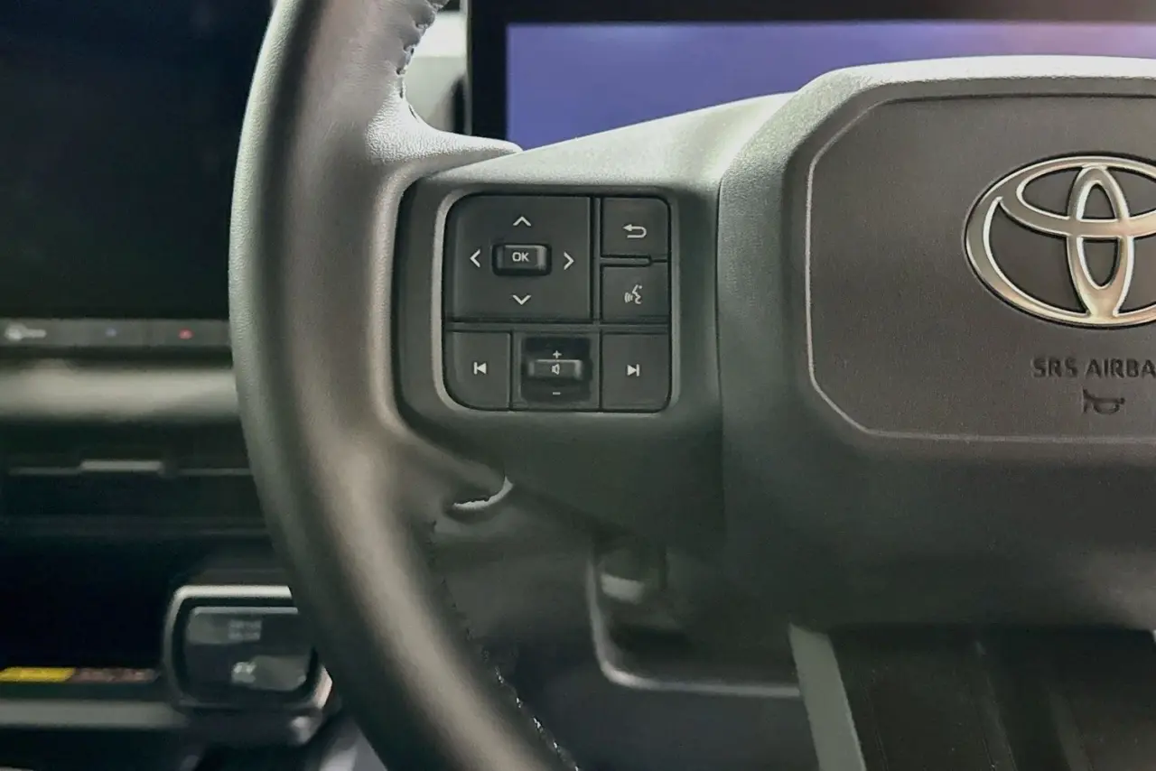 2026 Toyota RAV4 Gallery Image 19